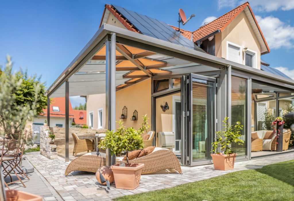 Terrassenüberdachung: Braucht die auch eine eigene Meldung? — Wintergarten Versicherung 2026